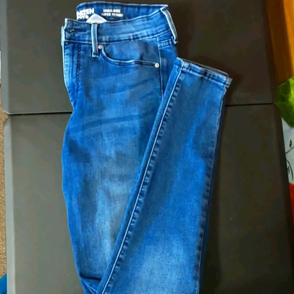 Levi high rise skinny jeans